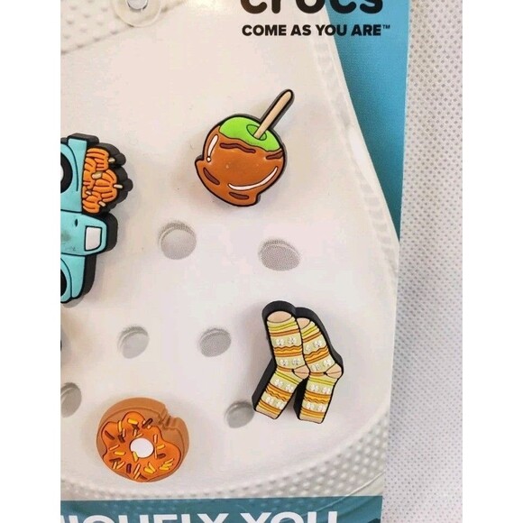Crocs Shoe Jibbitz Pumpkin Spice 5pk Uniquely You Truck Fall Halloween Harvest - Picture 3 of 5